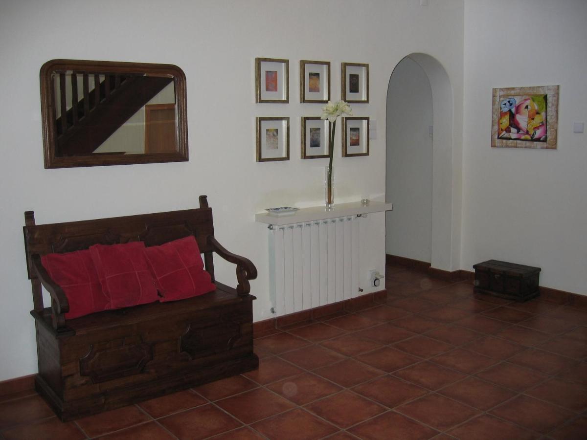 Casa Ribeira De Pera Villa Castanheira de Pera Exterior photo